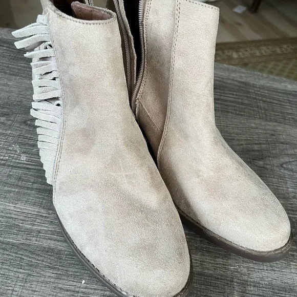 Tan Fringe Suede Ankle Boots Women's Size 11 Boots Western Country Booties Heel - Picture 2 of 8